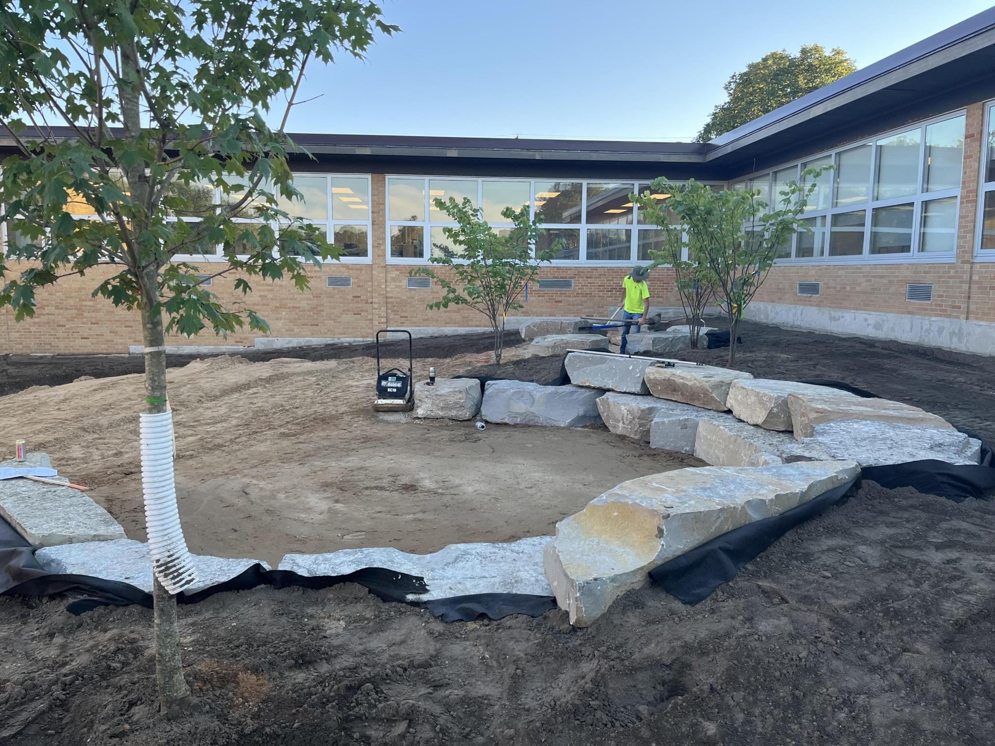 GrandRapids_LandscapeConstruction_OutdoorLearningSpace1_35